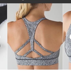Lululemon Circuit Breaker bra